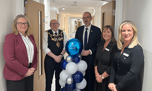 Mayor, Mayoress & MP Visit Euxton Hall Hospital
