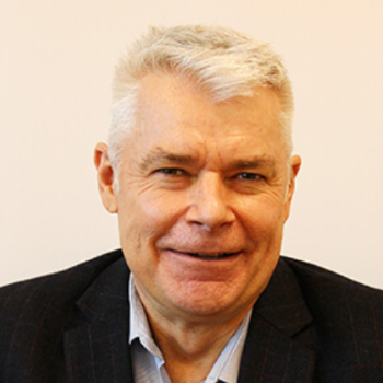 Dr Tony Downs