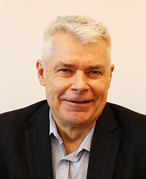 Dr Tony Downs